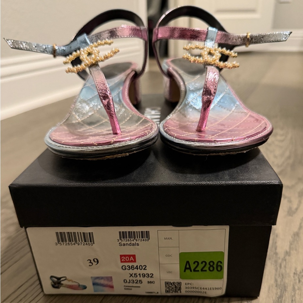 Elegant Multicolor Sandals